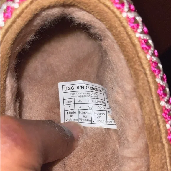 UGG Brown Slippers with Vibrant Pink Details - Picture 7 of 14